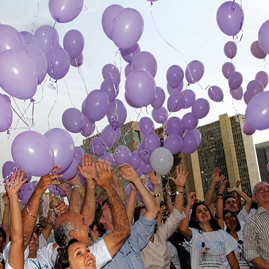 Balloons being released in Brazil for International Missing Children's Day
