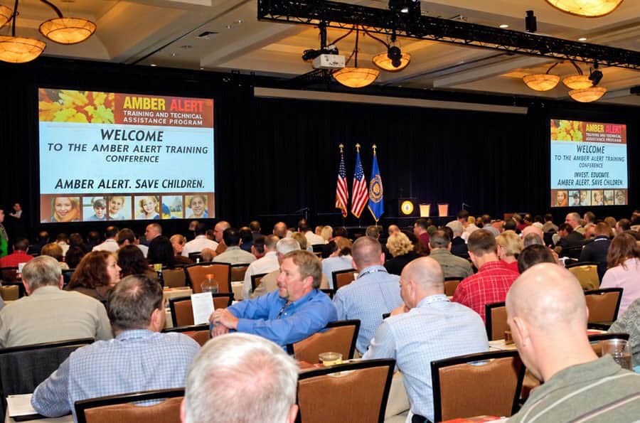 Photo of attendees at the 2008 National AMBER Alert Conference